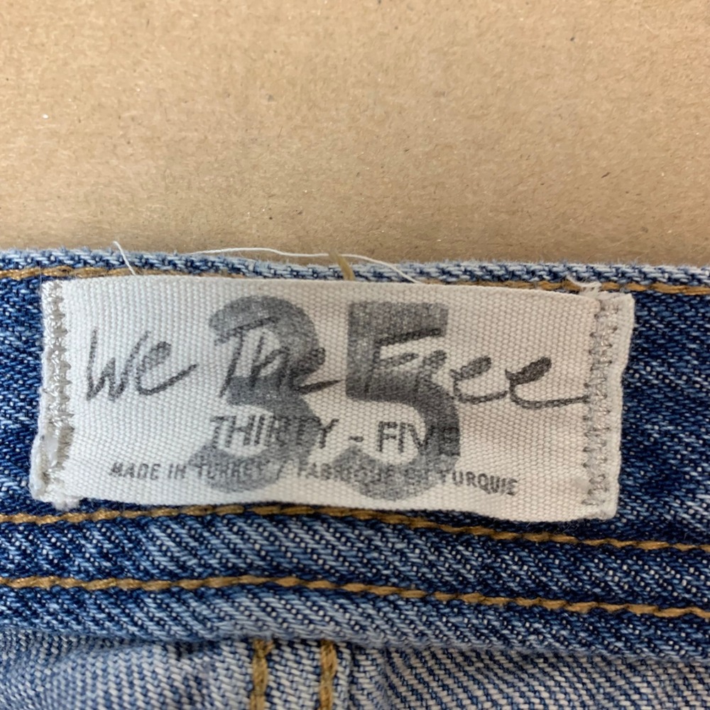 We The Free Jeans Women 35 Blue Distressed Frayed Hem High Rise Thirty-5 Excel - Picture 2 of 9